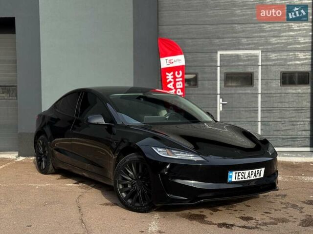 Черный Тесла Модель 3, объемом двигателя 0 л и пробегом 15 тыс. км за 32000 $, фото 1 на Automoto.ua