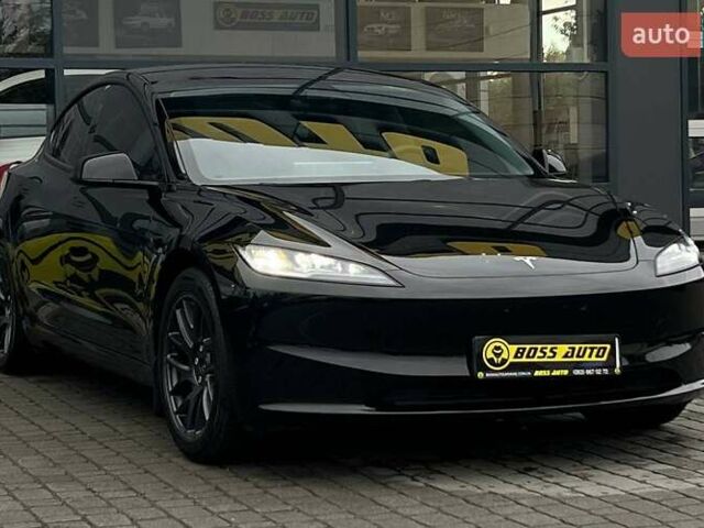 Тесла Модель 3 2024 у Івано-Франківську на Automoto.ua Чорний Тесла Модель 3, об'ємом двигуна 0 л та пробігом 17 тис. км за 30400 $, фото 1 на Automoto.ua