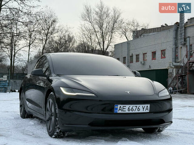 Чорний Тесла Модель 3, об'ємом двигуна 0 л та пробігом 30 тис. км за 23500 $, фото 1 на Automoto.ua