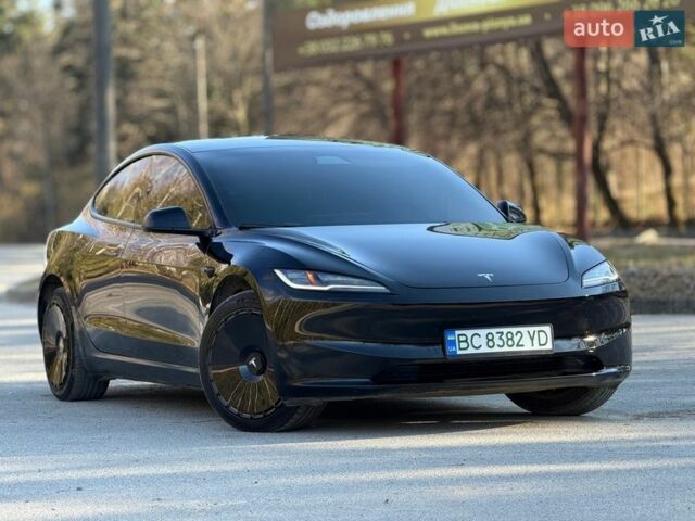 Черный Тесла Модель 3, объемом двигателя 0 л и пробегом 4 тыс. км за 25600 $, фото 1 на Automoto.ua