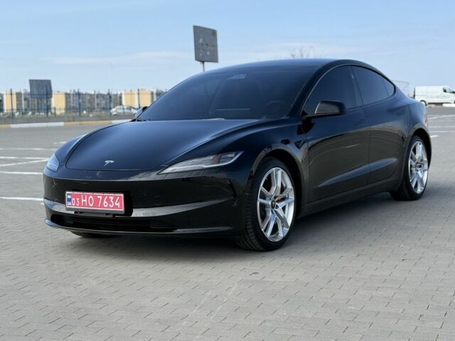 Черный Тесла Модель 3, объемом двигателя 0 л и пробегом 30 тыс. км за 26500 $, фото 1 на Automoto.ua