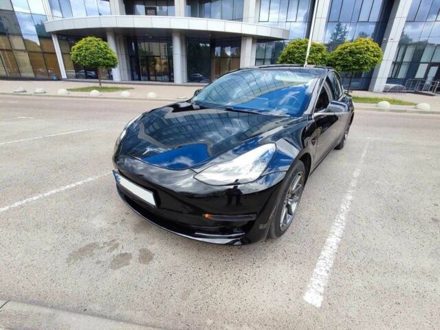 Черный Тесла Модель 3, объемом двигателя 0 л и пробегом 64 тыс. км за 14900 $, фото 1 на Automoto.ua