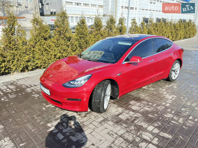 Красный Тесла Модель 3, объемом двигателя 0 л и пробегом 148 тыс. км за 15500 $, фото 1 на Automoto.ua