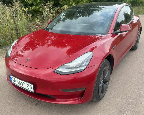Красный Тесла Модель 3, объемом двигателя 0 л и пробегом 146 тыс. км за 18000 $, фото 1 на Automoto.ua