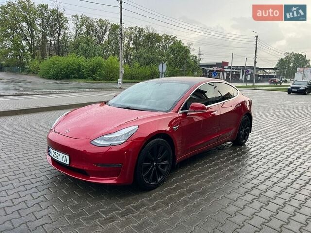 Красный Тесла Модель 3, объемом двигателя 0 л и пробегом 132 тыс. км за 16500 $, фото 1 на Automoto.ua