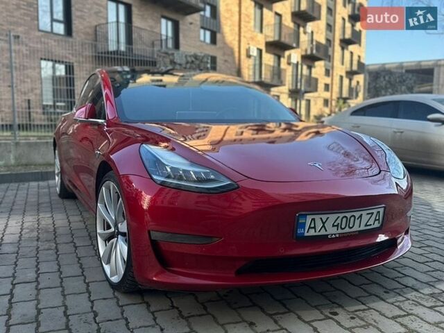Красный Тесла Модель 3, объемом двигателя 0 л и пробегом 106 тыс. км за 16999 $, фото 1 на Automoto.ua