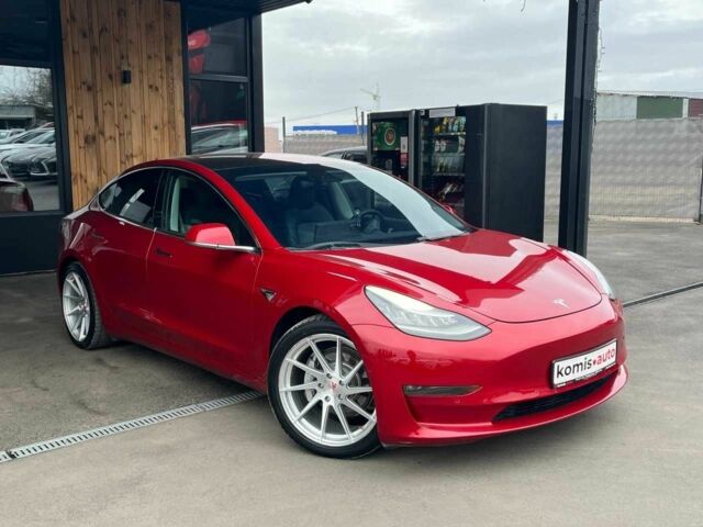Красный Тесла Модель 3, объемом двигателя 0 л и пробегом 57 тыс. км за 16299 $, фото 1 на Automoto.ua