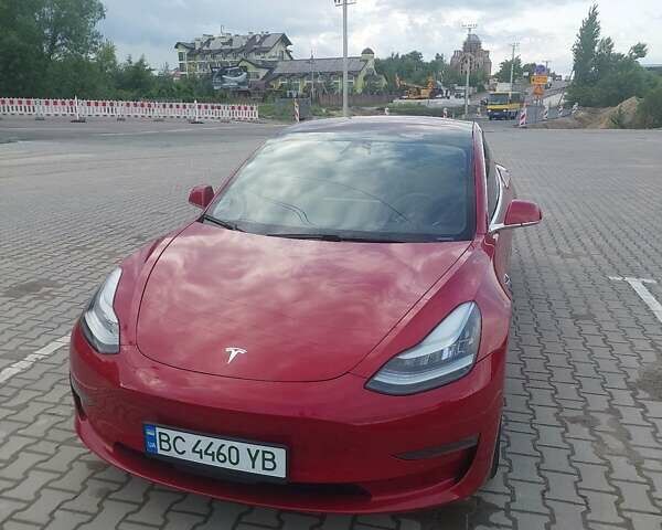 Красный Тесла Модель 3, объемом двигателя 0 л и пробегом 95 тыс. км за 16200 $, фото 1 на Automoto.ua
