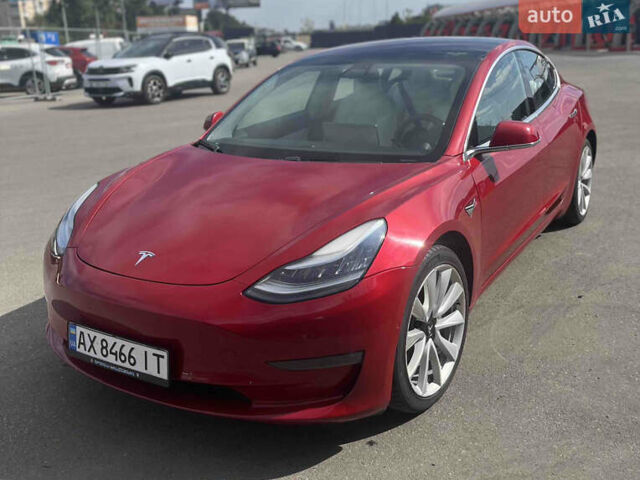 Тесла Модель 3 2018 у Харкові на Automoto.ua Червоний Тесла Модель 3, об'ємом двигуна 0 л та пробігом 155 тис. км за 15000 $, фото 1 на Automoto.ua