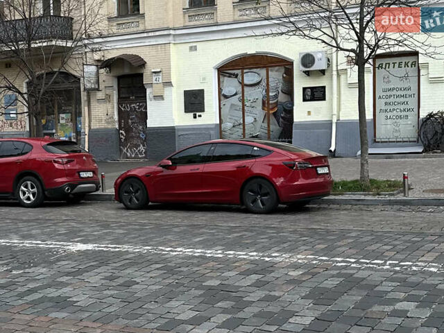 Красный Тесла Модель 3, объемом двигателя 0 л и пробегом 80 тыс. км за 18900 $, фото 1 на Automoto.ua