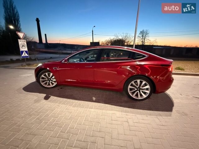 Червоний Тесла Модель 3, об'ємом двигуна 0 л та пробігом 118 тис. км за 18300 $, фото 1 на Automoto.ua