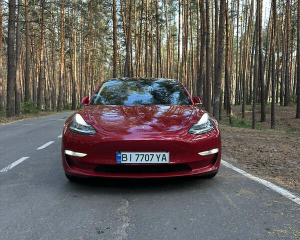 Красный Тесла Модель 3, объемом двигателя 0 л и пробегом 190 тыс. км за 19200 $, фото 1 на Automoto.ua