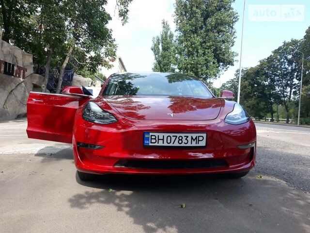 Червоний Тесла Модель 3, об'ємом двигуна 0 л та пробігом 63 тис. км за 30000 $, фото 1 на Automoto.ua