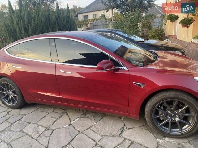 Красный Тесла Модель 3, объемом двигателя 0 л и пробегом 75 тыс. км за 18000 $, фото 1 на Automoto.ua