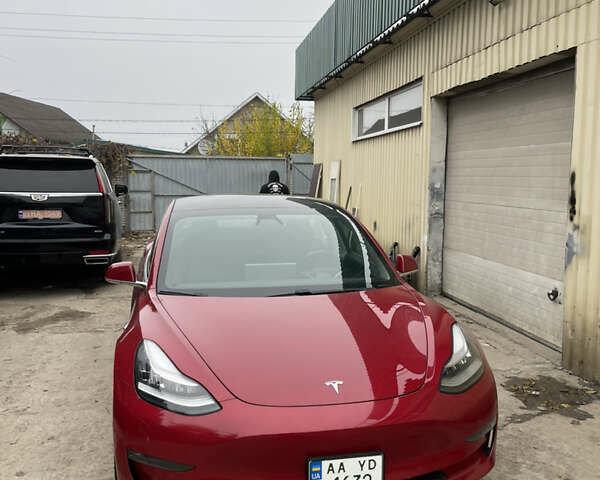 Червоний Тесла Модель 3, об'ємом двигуна 0 л та пробігом 93 тис. км за 13600 $, фото 1 на Automoto.ua