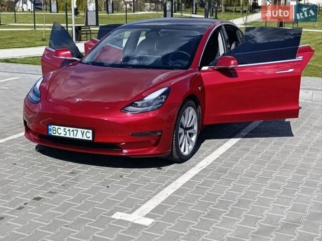Красный Тесла Модель 3, объемом двигателя 0 л и пробегом 92 тыс. км за 16900 $, фото 1 на Automoto.ua