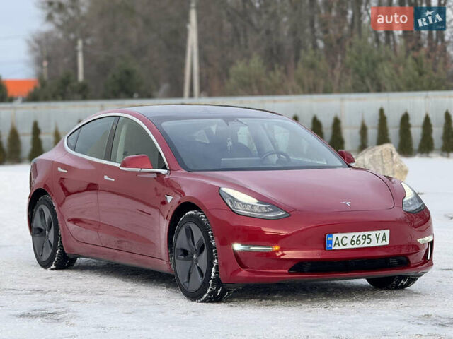 Красный Тесла Модель 3, объемом двигателя 0 л и пробегом 117 тыс. км за 15700 $, фото 1 на Automoto.ua