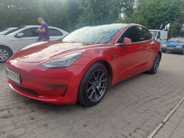 Красный Тесла Модель 3, объемом двигателя 0 л и пробегом 133 тыс. км за 15500 $, фото 1 на Automoto.ua