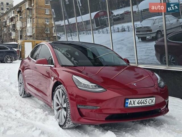 Красный Тесла Модель 3, объемом двигателя 0 л и пробегом 63 тыс. км за 20900 $, фото 1 на Automoto.ua