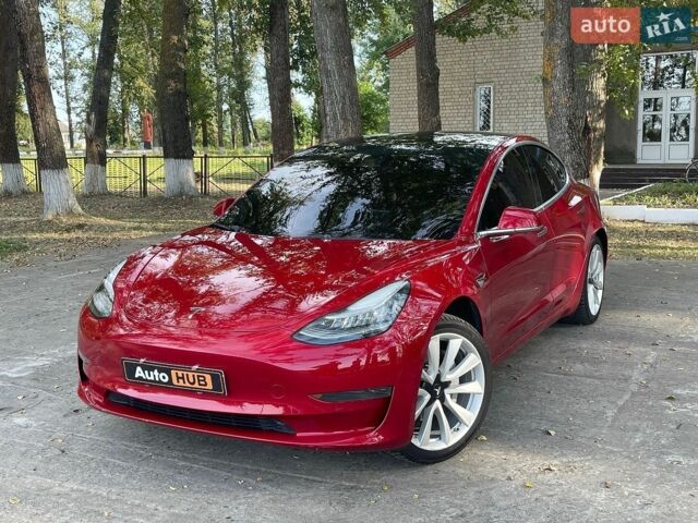 Красный Тесла Модель 3, объемом двигателя 0 л и пробегом 120 тыс. км за 16800 $, фото 1 на Automoto.ua