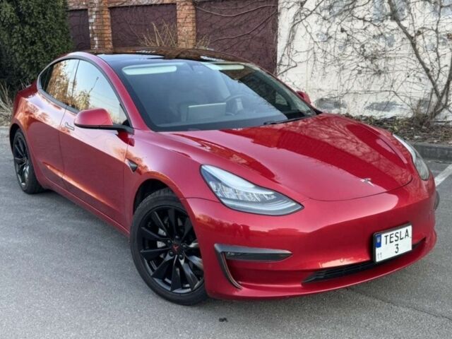 Червоний Тесла Модель 3, об'ємом двигуна 0 л та пробігом 110 тис. км за 20800 $, фото 1 на Automoto.ua