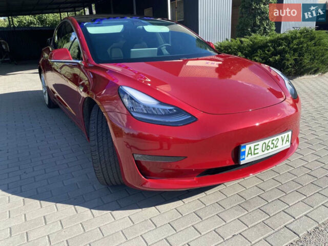 Червоний Тесла Модель 3, об'ємом двигуна 0 л та пробігом 26 тис. км за 37000 $, фото 1 на Automoto.ua