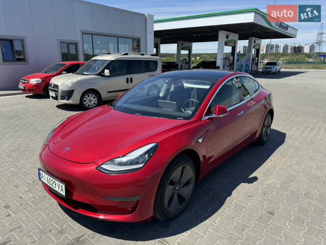 Красный Тесла Модель 3, объемом двигателя 0 л и пробегом 19 тыс. км за 17900 $, фото 1 на Automoto.ua