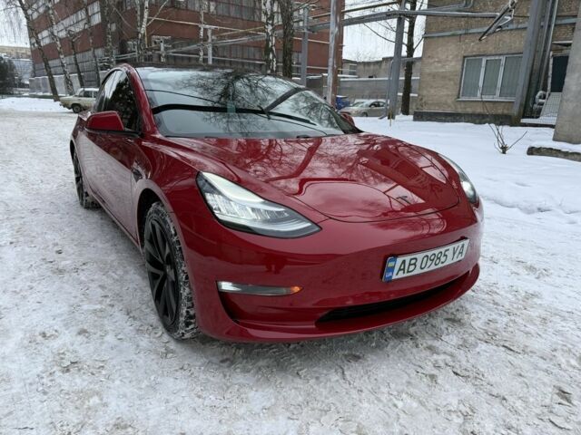 Красный Тесла Модель 3, объемом двигателя 0 л и пробегом 105 тыс. км за 19500 $, фото 1 на Automoto.ua