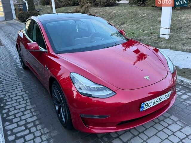 Красный Тесла Модель 3, объемом двигателя 0 л и пробегом 145 тыс. км за 15990 $, фото 1 на Automoto.ua
