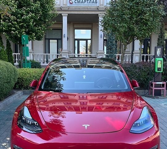 Червоний Тесла Модель 3, об'ємом двигуна 0 л та пробігом 75 тис. км за 25000 $, фото 1 на Automoto.ua