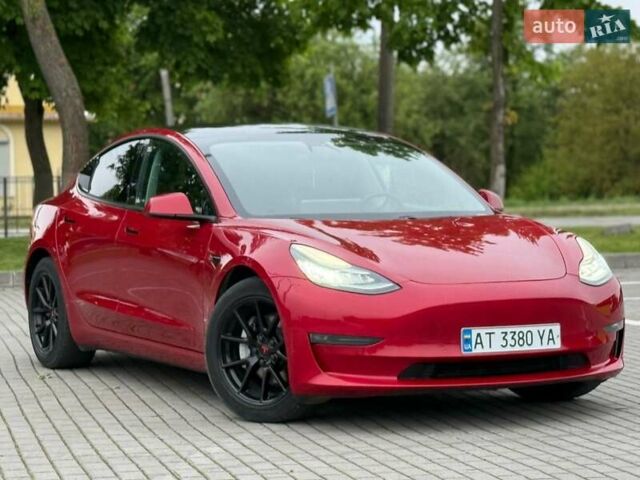 Красный Тесла Модель 3, объемом двигателя 0 л и пробегом 85 тыс. км за 22999 $, фото 1 на Automoto.ua