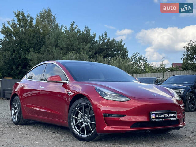 Красный Тесла Модель 3, объемом двигателя 0 л и пробегом 120 тыс. км за 18999 $, фото 1 на Automoto.ua