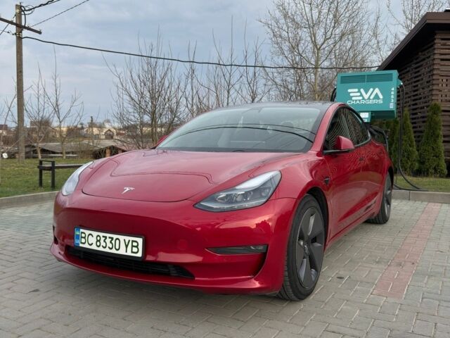 Красный Тесла Модель 3, объемом двигателя 0 л и пробегом 30 тыс. км за 22900 $, фото 1 на Automoto.ua