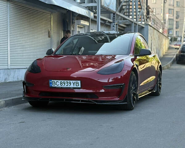 Червоний Тесла Модель 3, об'ємом двигуна 0 л та пробігом 112 тис. км за 20998 $, фото 1 на Automoto.ua