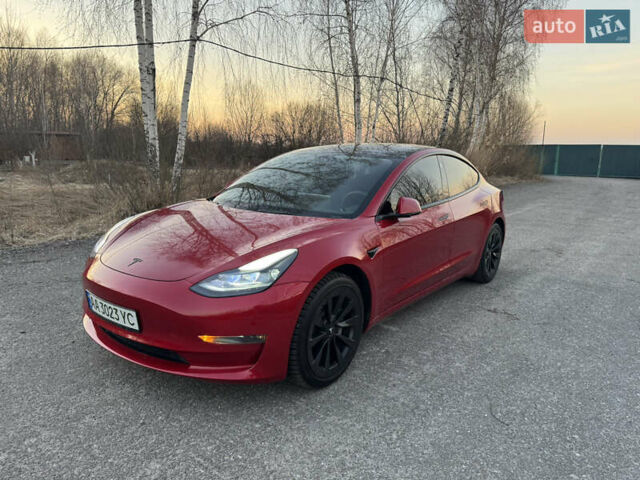 Красный Тесла Модель 3, объемом двигателя 0 л и пробегом 37 тыс. км за 21500 $, фото 1 на Automoto.ua
