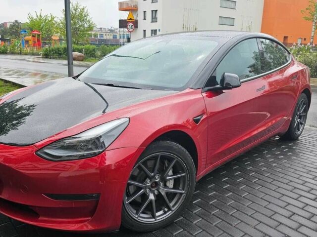 Красный Тесла Модель 3, объемом двигателя 0 л и пробегом 138 тыс. км за 13758 $, фото 1 на Automoto.ua
