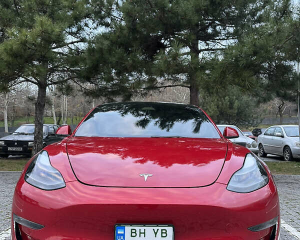 Красный Тесла Модель 3, объемом двигателя 0 л и пробегом 29 тыс. км за 23000 $, фото 1 на Automoto.ua