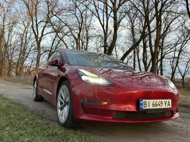 Красный Тесла Модель 3, объемом двигателя 0 л и пробегом 177 тыс. км за 16000 $, фото 1 на Automoto.ua