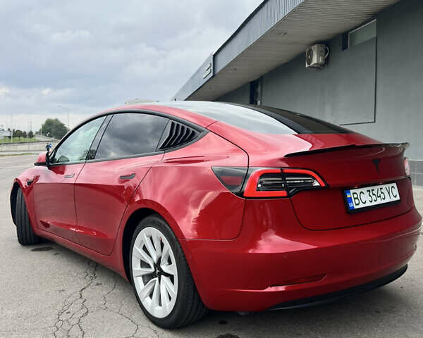 Тесла Модель 3 2022 в Львове на Automoto.ua Красный Тесла Модель 3, объемом двигателя 0 л и пробегом 112 тыс. км за 18900 $, фото 1 на Automoto.ua
