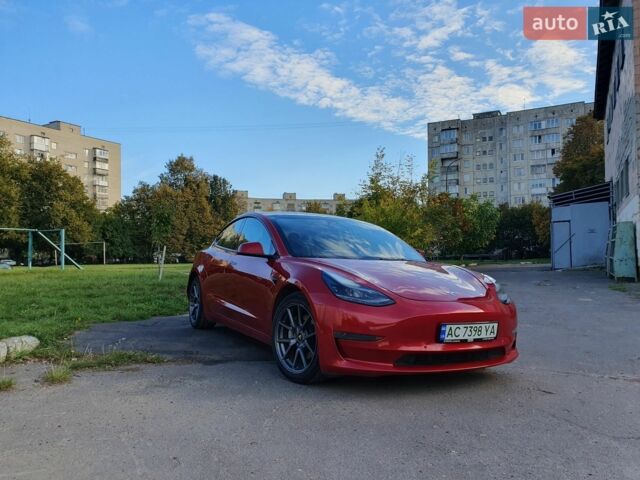 Красный Тесла Модель 3, объемом двигателя 0 л и пробегом 257 тыс. км за 17250 $, фото 1 на Automoto.ua