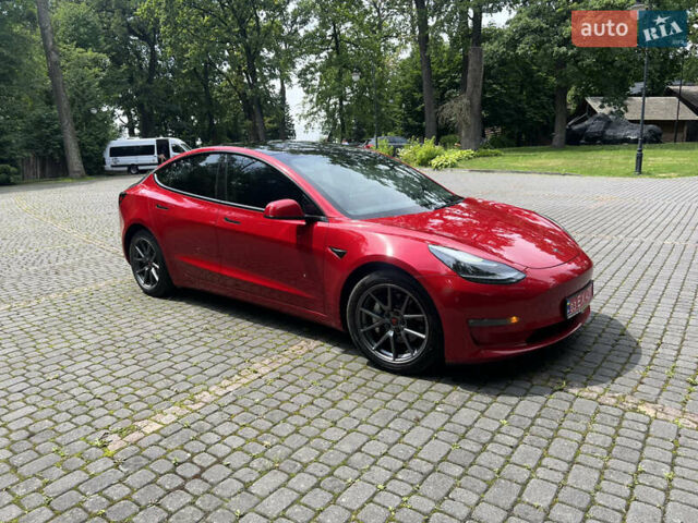 Красный Тесла Модель 3, объемом двигателя 0 л и пробегом 257 тыс. км за 16400 $, фото 1 на Automoto.ua