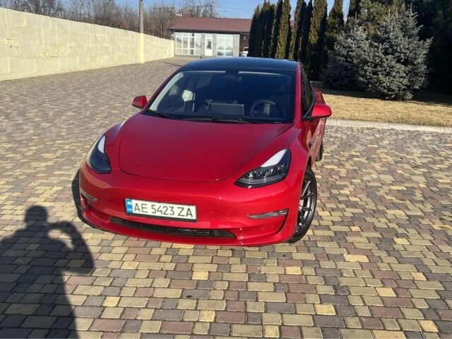 Красный Тесла Модель 3, объемом двигателя 0 л и пробегом 35 тыс. км за 22000 $, фото 1 на Automoto.ua