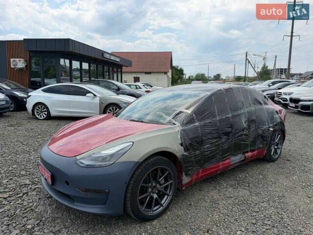 Червоний Тесла Модель 3, об'ємом двигуна 0 л та пробігом 253 тис. км за 11500 $, фото 1 на Automoto.ua