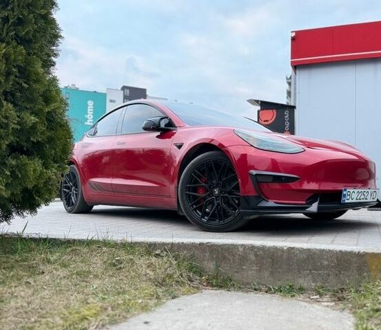 Червоний Тесла Модель 3, об'ємом двигуна 0 л та пробігом 43 тис. км за 22000 $, фото 1 на Automoto.ua