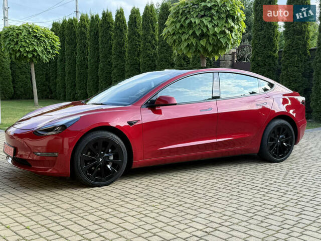 Красный Тесла Модель 3, объемом двигателя 0 л и пробегом 172 тыс. км за 17000 $, фото 1 на Automoto.ua