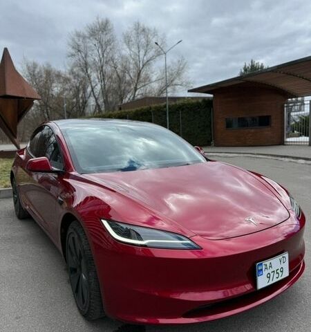 Красный Тесла Модель 3, объемом двигателя 0 л и пробегом 12 тыс. км за 32000 $, фото 1 на Automoto.ua