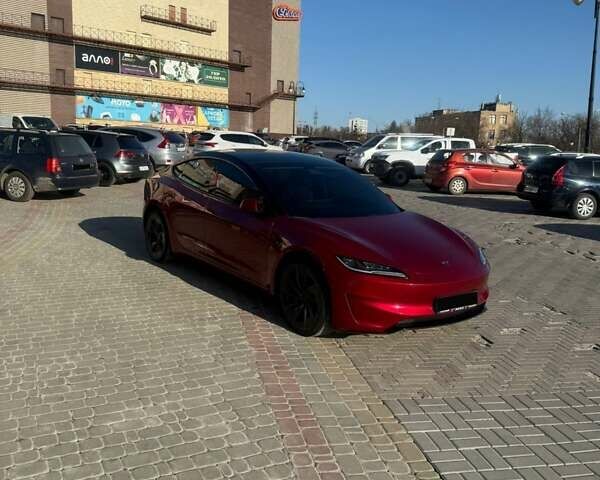 Червоний Тесла Модель 3, об'ємом двигуна 0 л та пробігом 24 тис. км за 33500 $, фото 1 на Automoto.ua