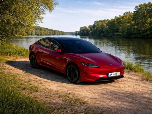 Красный Тесла Модель 3, объемом двигателя 0 л и пробегом 25 тыс. км за 35000 $, фото 1 на Automoto.ua