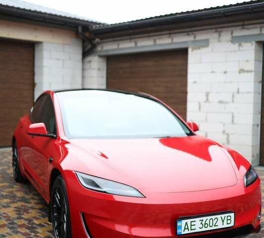 Красный Тесла Модель 3, объемом двигателя 0 л и пробегом 18 тыс. км за 35000 $, фото 1 на Automoto.ua