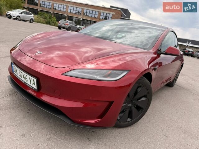 Красный Тесла Модель 3, объемом двигателя 0 л и пробегом 4 тыс. км за 29999 $, фото 1 на Automoto.ua